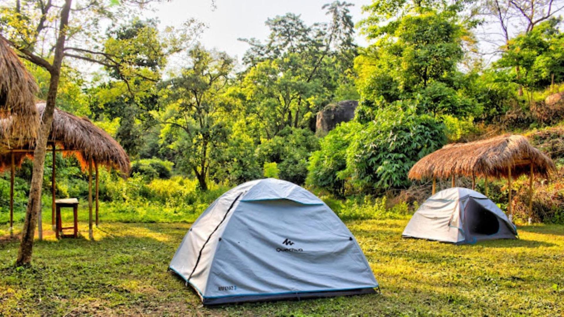 גווהטי Brahmaputra Jungle Resort מראה חיצוני תמונה